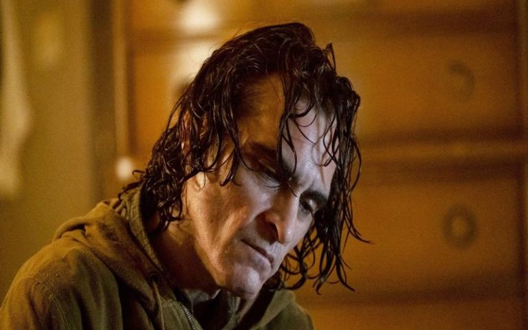 joaquin phoenix age